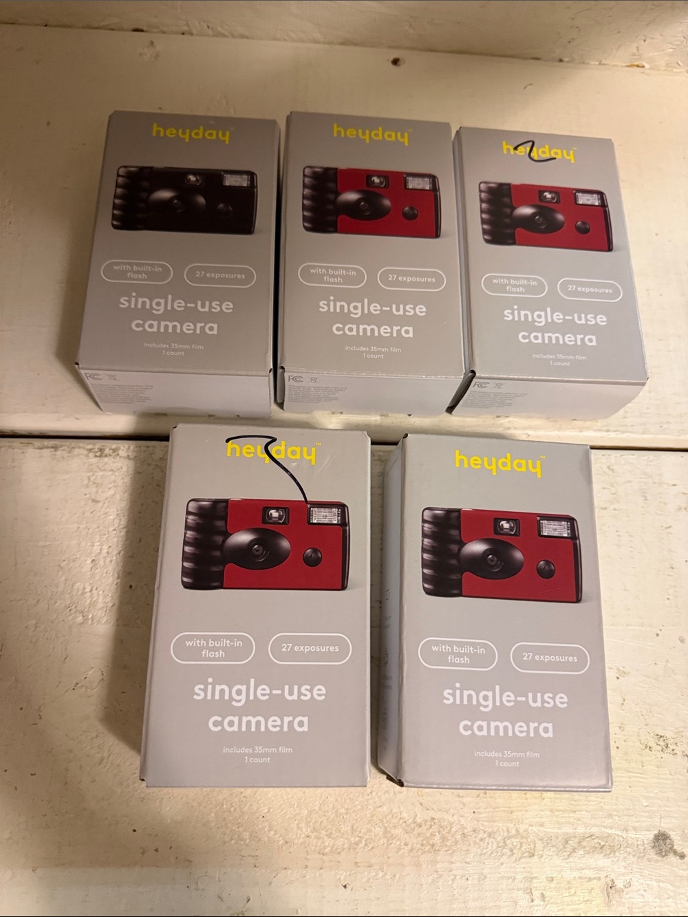 5 heyday Single-Use 35mm Film Camera 1 black 4 Red (Boxed)